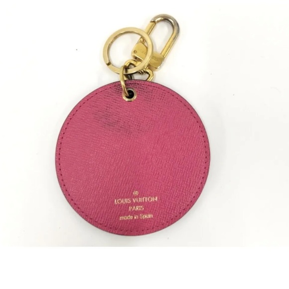 Louis Vuitton Leather Key Chain 🔐💕 - Picture 2 of 7
